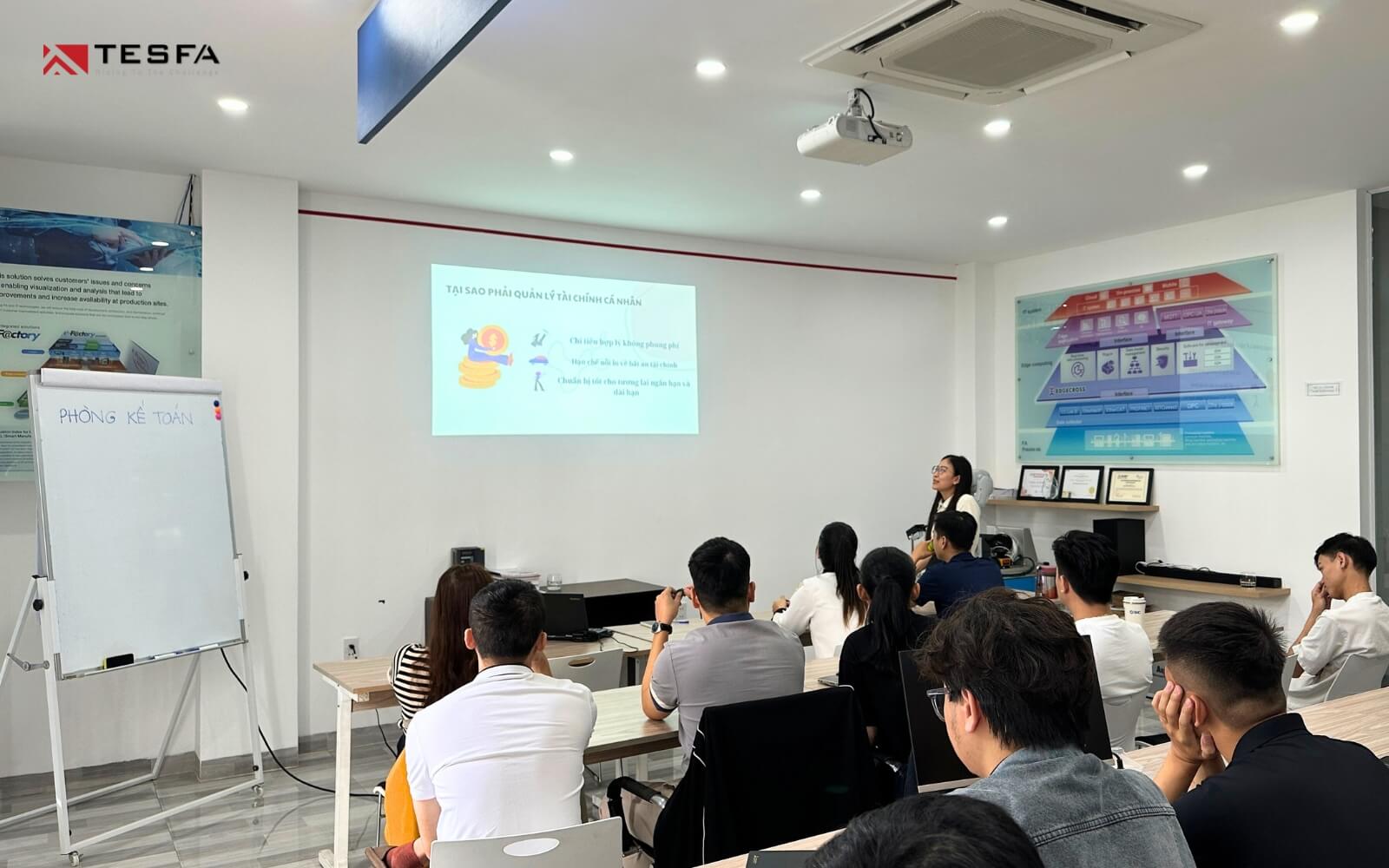 Chia Sẻ Nội Bộ – Quản Lý Tài Chính Cá Nhân 1 tai chinh ca nhan la gi