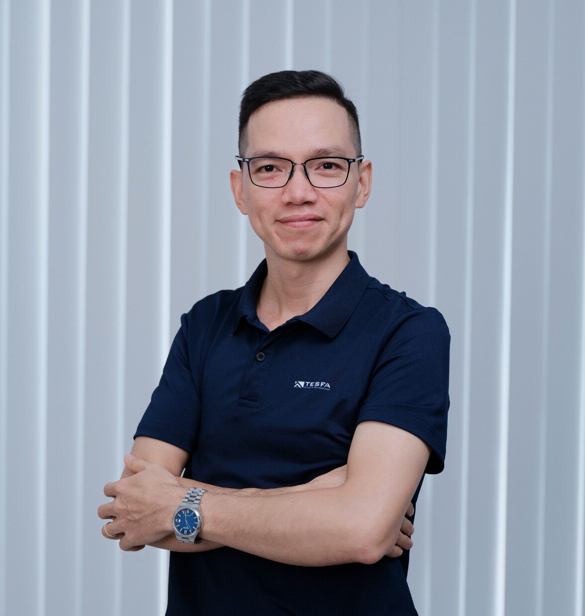 Liên hệ 9 6 3